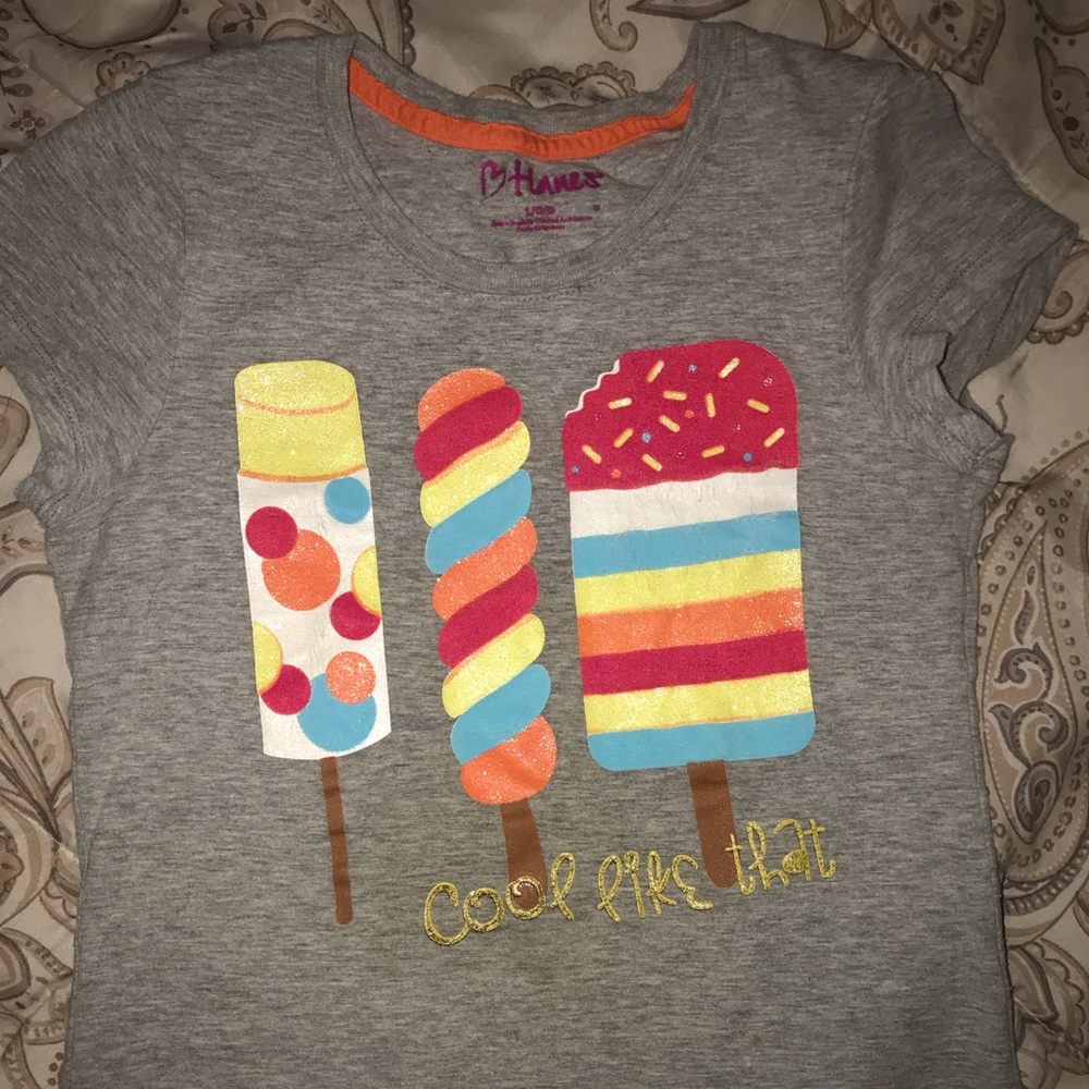 Girls Hanes Ice-cream T-Shirt.